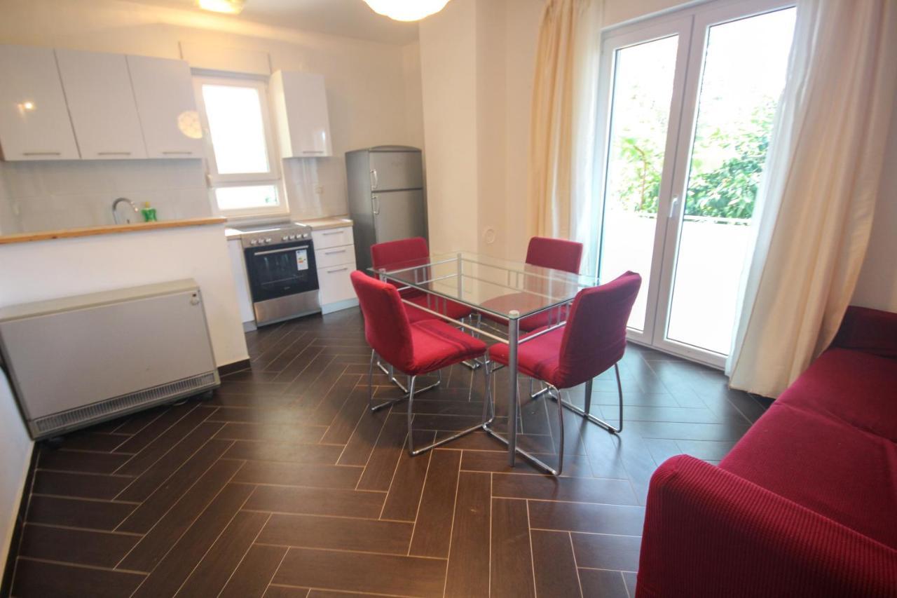Cukon Holiday Home Медулин Екстериор снимка