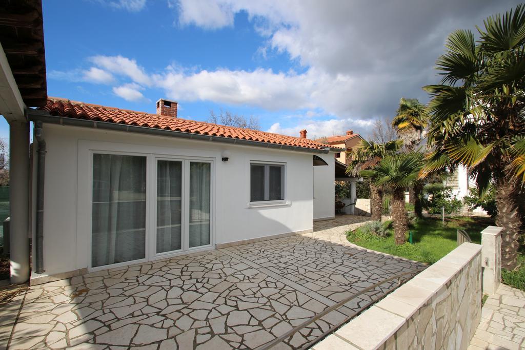 Cukon Holiday Home Медулин Екстериор снимка