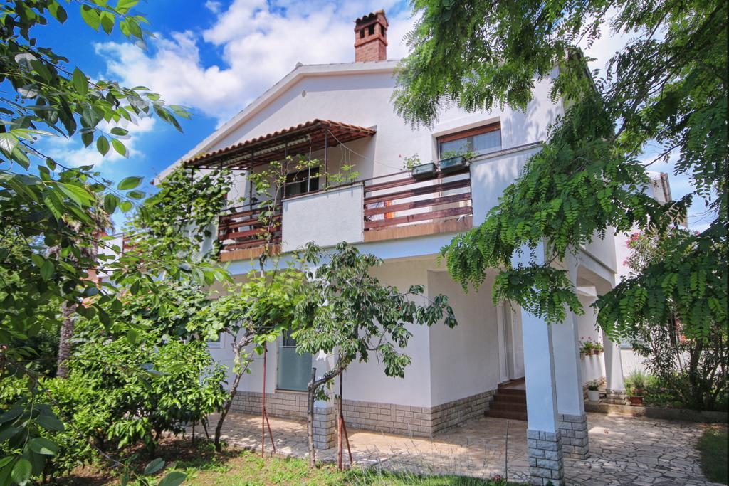 Cukon Holiday Home Медулин Екстериор снимка