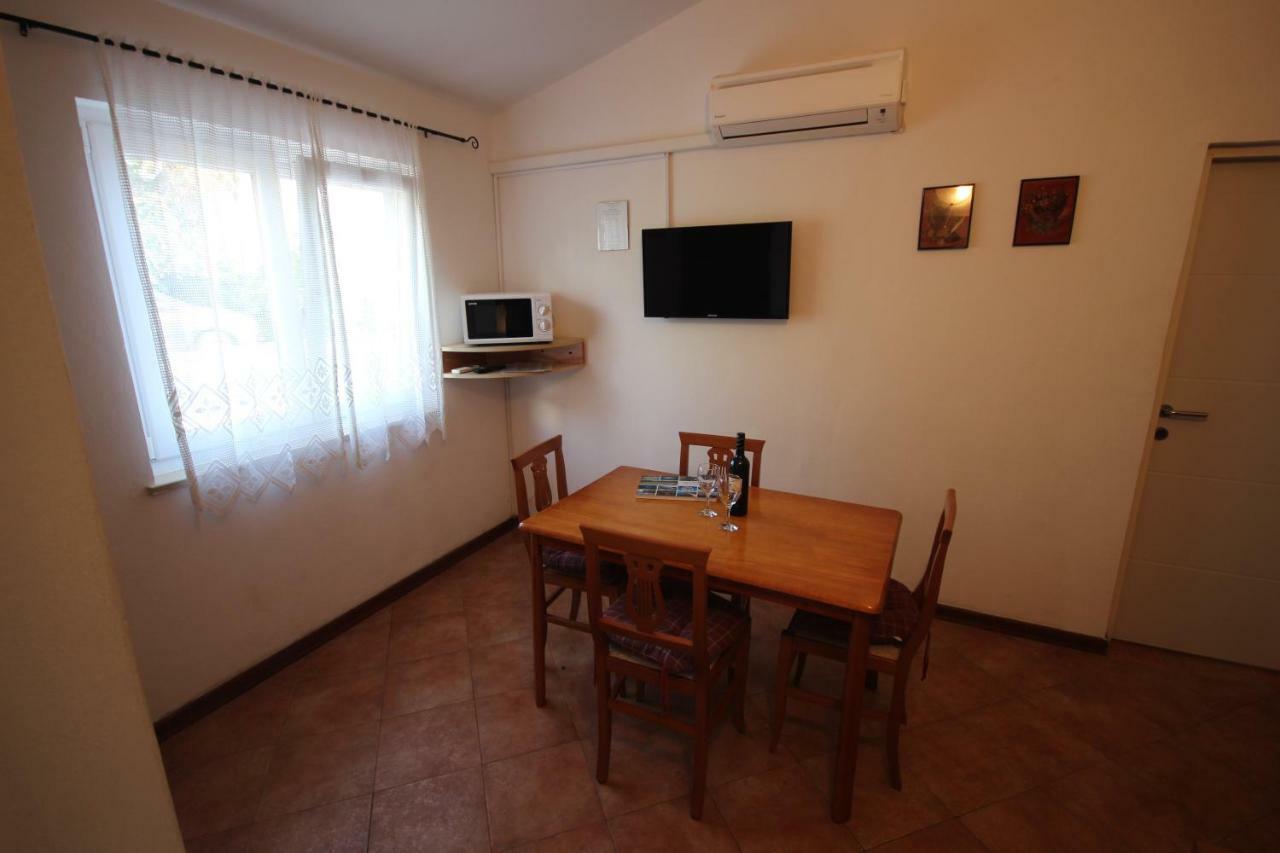 Cukon Holiday Home Медулин Екстериор снимка