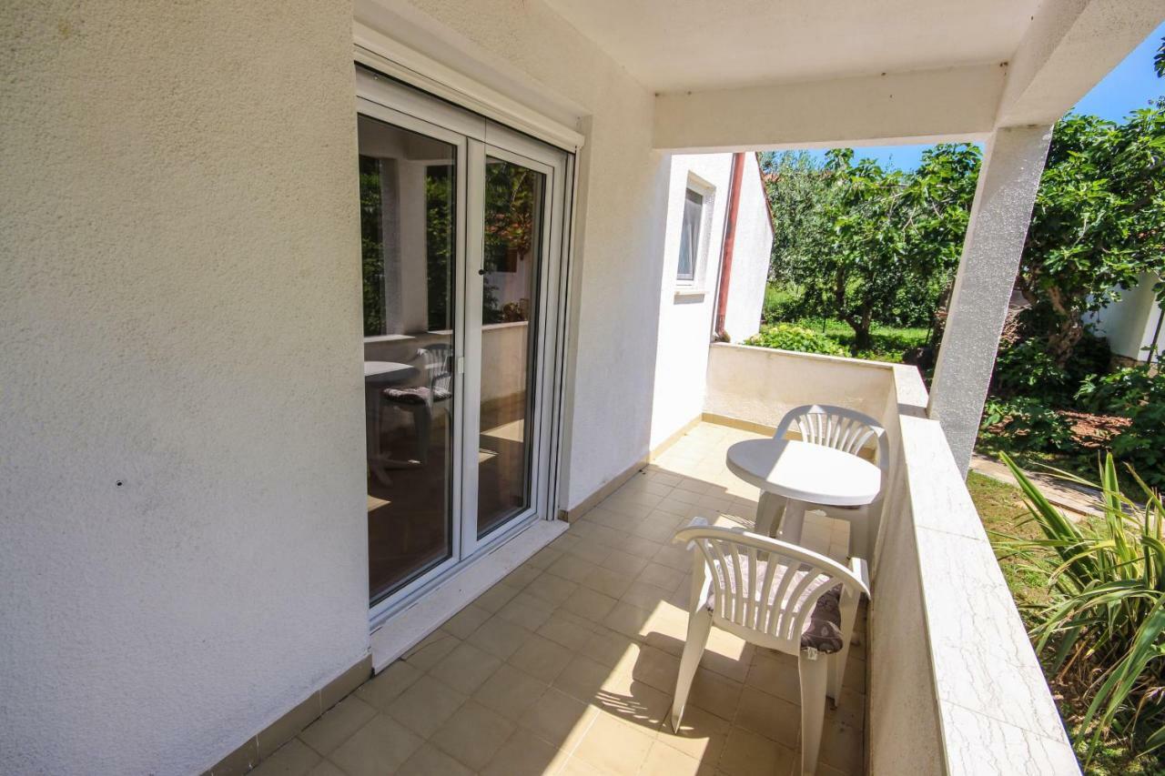 Cukon Holiday Home Медулин Екстериор снимка