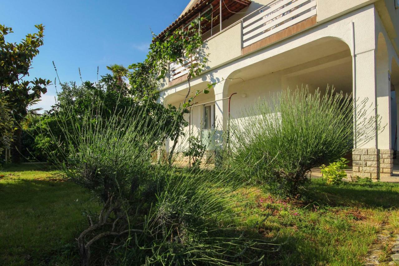 Cukon Holiday Home Медулин Екстериор снимка